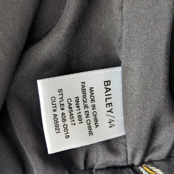 Bailey44 Wrap Blouse Puff Sleeve Floral Black Crop Blouse with Tie Front Medium - Picture 8 of 9